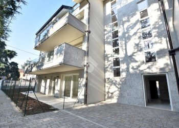 Three-room apartment Via Alessandro Volta, Vignate - photo 4
