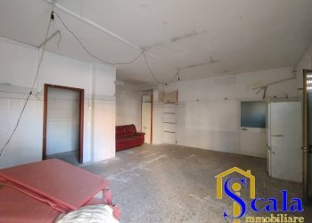 Foto 2 - Locale Commerciale via napoli, Santa Maria Capua Vetere - foto 2