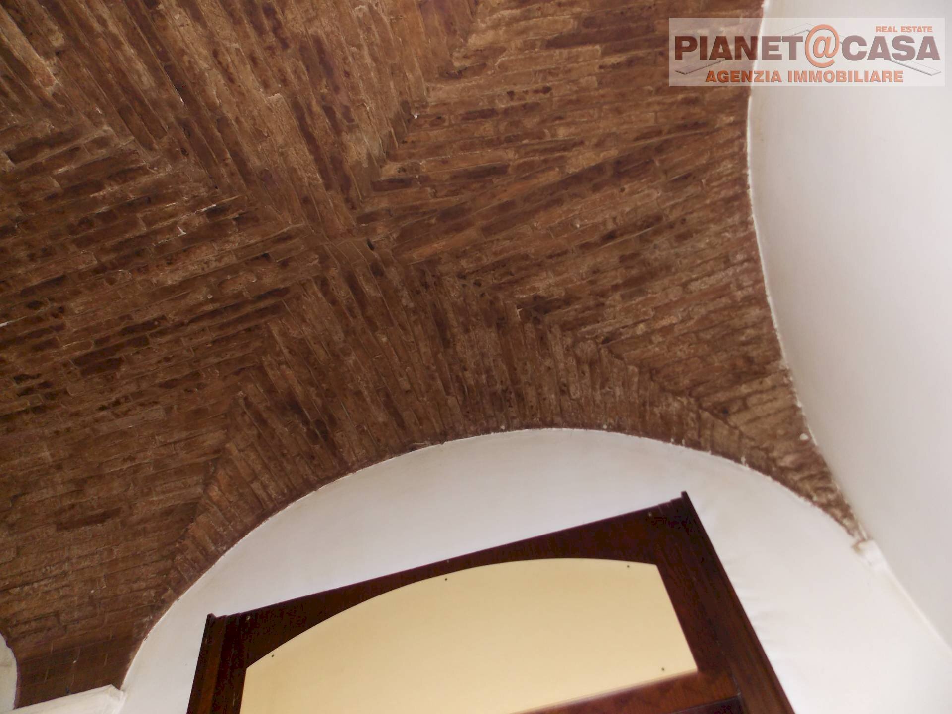 Foto 2 - Locale Commerciale Corso Vittorio Emanuele, Ascoli Piceno - foto 2