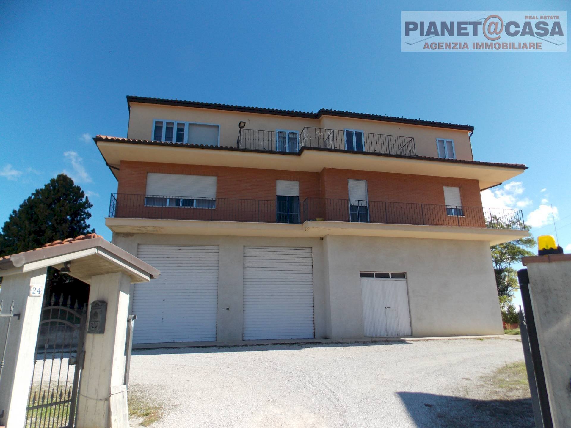 Foto 2 - Independent house Strada Provinciale 56, Monte Vidon Combatte - photo 2