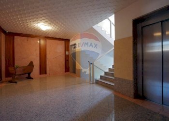 Ricezione / Lobby - Appartamento Orfeo Mazzitelli
 
47, Bari - foto 3