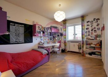 Camera / camera da letto - Appartamento Orfeo Mazzitelli
 
47, Bari - foto 18