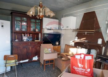 Soggiorno - Casa indipendente via La Pezza
 
3, Luino - foto 12