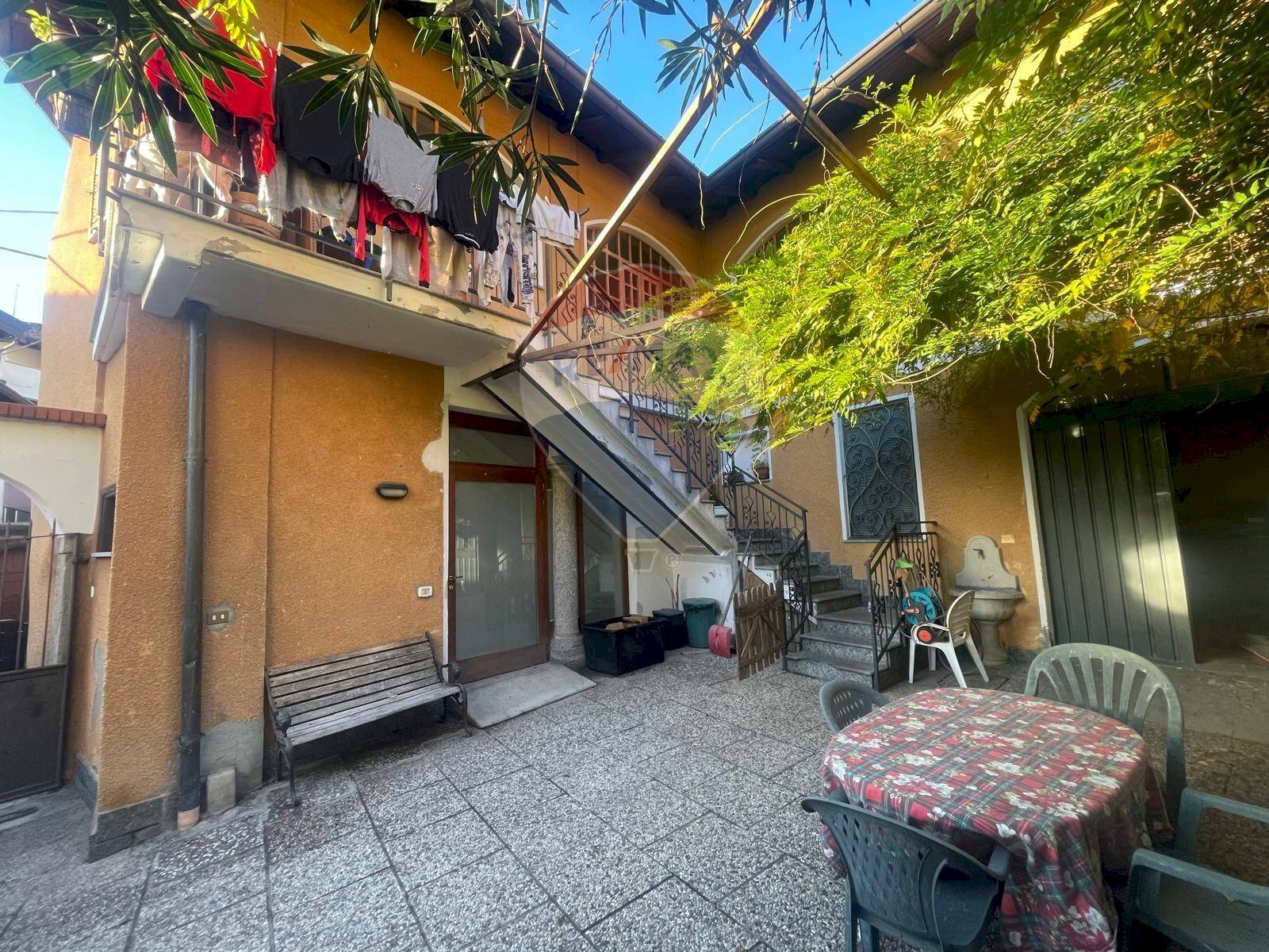 Terrazza - Appartamento Via Indipendenza
 
3, Gemonio - foto 3