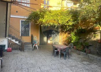 Terrazza - Appartamento Via Indipendenza
 
3, Gemonio - foto 2