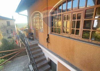 Terrazza - Appartamento Via Indipendenza
 
3, Gemonio - foto 4