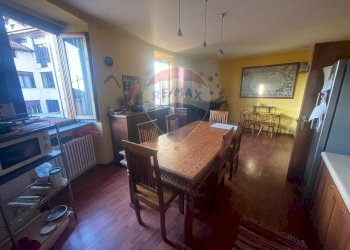 Sala da pranzo - Appartamento Via Indipendenza
 
3, Gemonio - foto 9