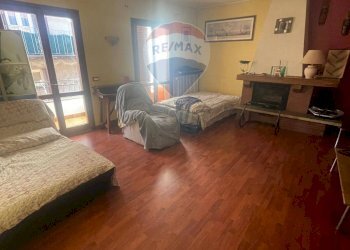 Camera / camera da letto - Appartamento Via Indipendenza
 
3, Gemonio - foto 11