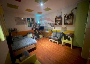 Camera / camera da letto - Appartamento Via Indipendenza
 
3, Gemonio - foto 17