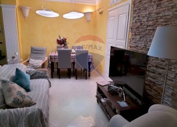 Sala da pranzo - Quadrilocale via albuzzi
 
6, Varese - foto 5