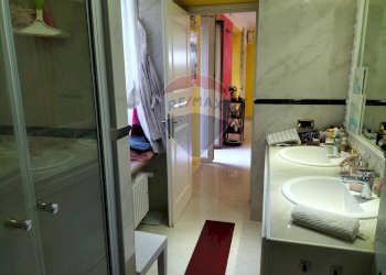 Bagno - Quadrilocale via albuzzi
 
6, Varese - foto 11