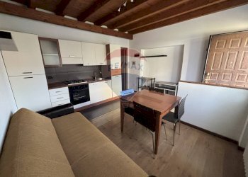 Sala da pranzo - Bilocale viale varese
 
27, Viggiù - foto 3