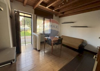 Sala da pranzo - Bilocale viale varese
 
27, Viggiù - foto 4