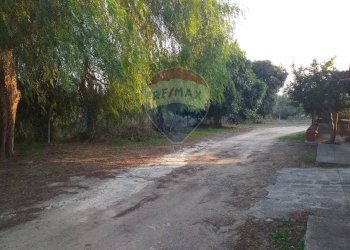 Giardino - Rustico Via Maniago s.p. 67
 
snc, Lentini - foto 3