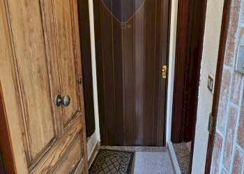 Hall / corridoio - Casa semi indipendente Corso Umberto
 
103, Motta Camastra - foto 4