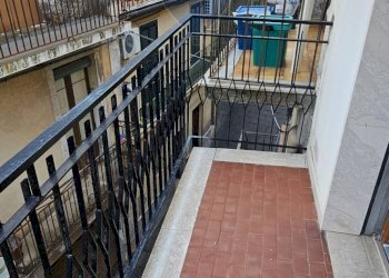 Balcone - Casa semi indipendente Corso Umberto
 
103, Motta Camastra - foto 21