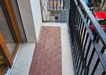 Balcone - Casa semi indipendente Corso Umberto
 
103, Motta Camastra - foto 25