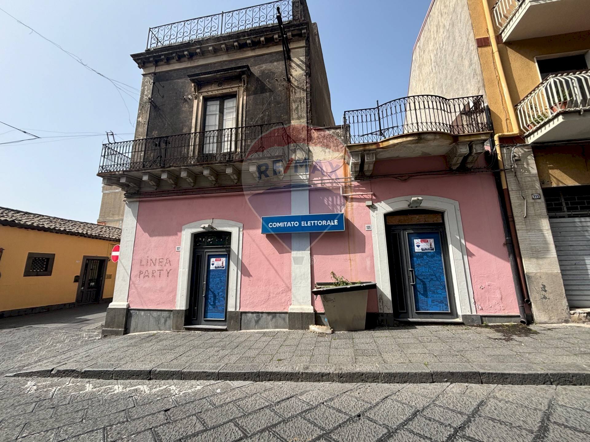 Casa all\'aperto - Negozio via roma
107, Belpasso - foto 3