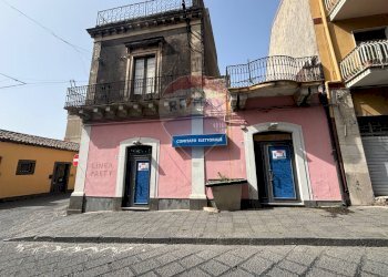 Casa all\'aperto - Negozio via roma
 
107, Belpasso - foto 3
