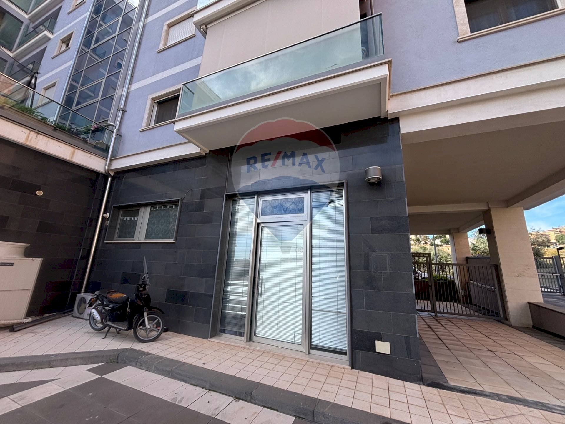 Edificio all\'aperto - Negozio Via degli Orti
 
2, Caltanissetta - foto 3