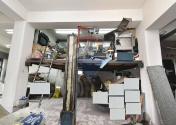 Dispensa di stoccaggio - Locale Commerciale via Gramsci
 
152, Gravina di Catania - foto 11