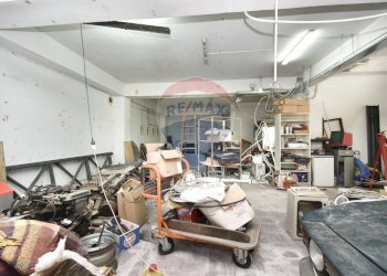 Dispensa di stoccaggio - Locale Commerciale Via Gramsci
 
152, Gravina di Catania - foto 20