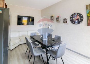 Sala da pranzo - Appartamento Via Marina
 
102, Fiumefreddo di Sicilia - foto 3