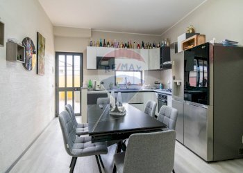 Cucina - Appartamento Via Marina
 
102, Fiumefreddo di Sicilia - foto 4