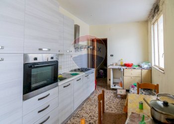 Cucina - Appartamento Via Marina
 
102, Fiumefreddo di Sicilia - foto 25