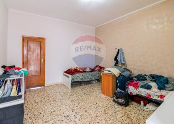 Camera / camera da letto - Appartamento Via Marina
 
102, Fiumefreddo di Sicilia - foto 33