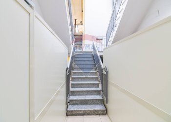 Scale - Appartamento Via Marina
 
102, Fiumefreddo di Sicilia - foto 45