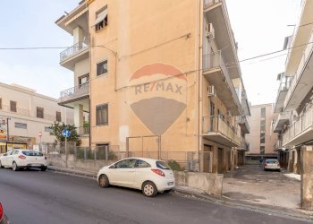 Edificio all\'aperto - Appartamento Via Mazara
 
5, Lentini - foto 55