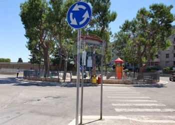 Edificio all\'aperto - Stable - Palace Piazza Giulio Cesare, Valenzano - photo 5