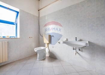 Bagno - Office Via Vincenzo Aulisio
 
13, Bari - photo 10