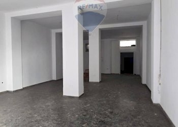 Stanza vuota - Locale Commerciale Via Andrea Da Bari
 
30, Bari - foto 4