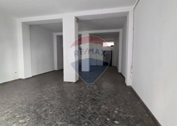 Stanza vuota - Locale Commerciale Via Andrea Da Bari
 
30, Bari - foto 6