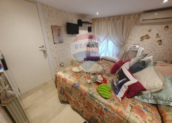 Camera / camera da letto - Bilocale Via Dei Mille
 
116, Bari - foto 21