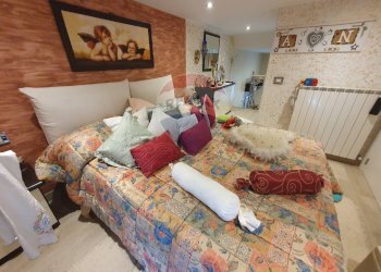 Camera / camera da letto - Bilocale Via Dei Mille
 
116, Bari - foto 23