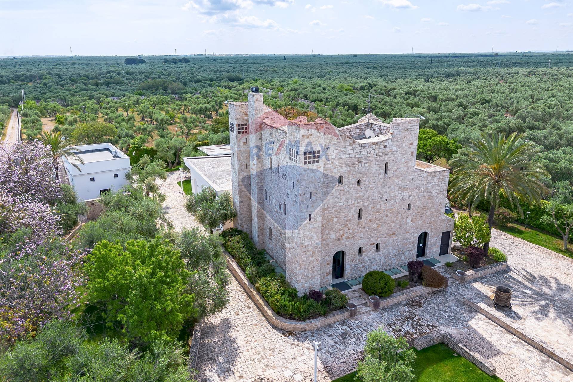 Casa all\'aperto - Stabile - Palazzo Str. Prov. 107 Giovinazzo, Giovinazzo - foto 2
