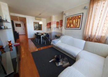 Sala da pranzo - Appartamento Via Giacomo Puccini
 
1, Bari - foto 4