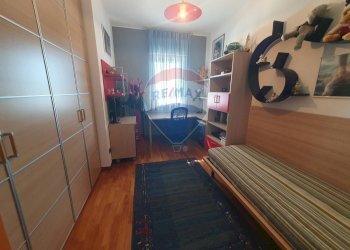 Camera / camera da letto - Appartamento Via Giacomo Puccini
 
1, Bari - foto 10