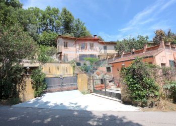 Casa all\'aperto - Casa semi indipendente Via Rocca Sant'Angelo
 
46, Assisi - foto 1