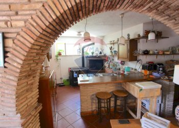 Cucina - Casa semi indipendente Via Rocca Sant'Angelo
 
46, Assisi - foto 8