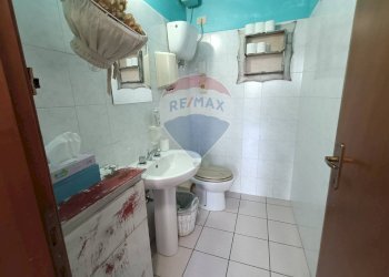 Bagno - Locale Commerciale Strada Ponte Felcino Ponte Pattoli
 
24 C 5, Perugia - foto 13