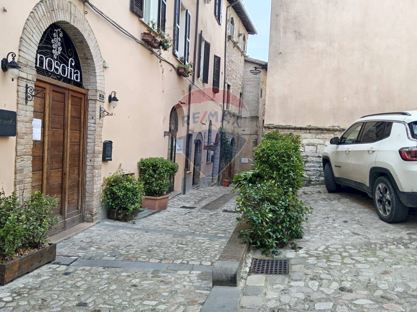 Edificio all\'aperto - Trilocale Spello - foto 3