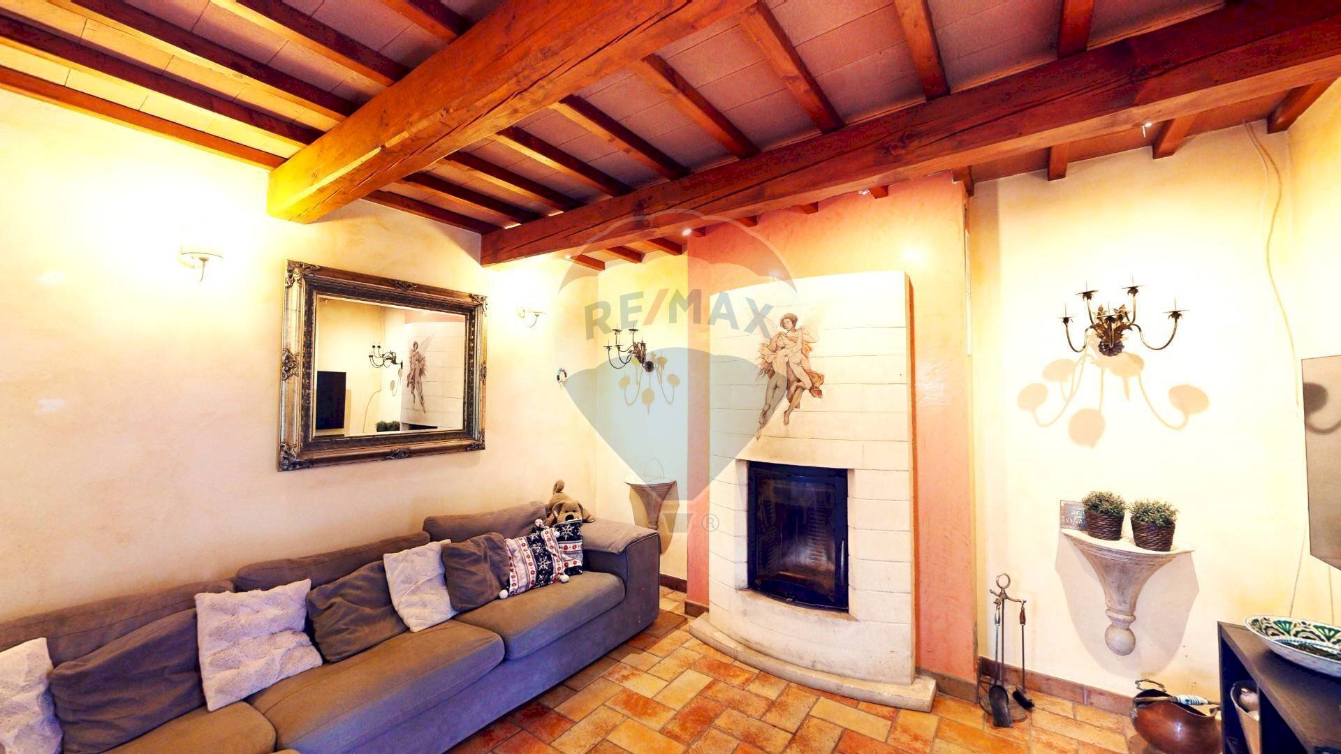 Soggiorno - Villa Via Della Ripa, Gubbio - photo 3