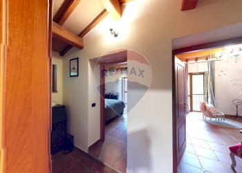 Hall / corridoio - Villa Via Della Ripa, Gubbio - photo 15