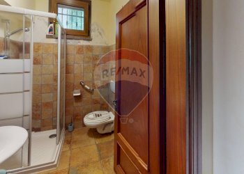 Bagno - Villa Via Della Ripa, Gubbio - photo 19