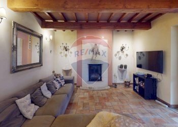 Soggiorno - Villa Via Della Ripa, Gubbio - photo 29