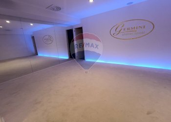 Stanza vuota - Locale Commerciale Strada Settevalli, Pila
 
925, Perugia - foto 7